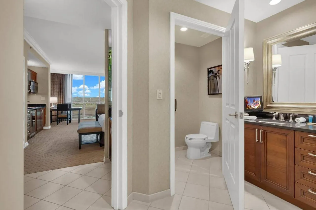 Apartment Luxury Mgm Studio With Pool Gym And Jacuzzi Bathtub Las Vegas